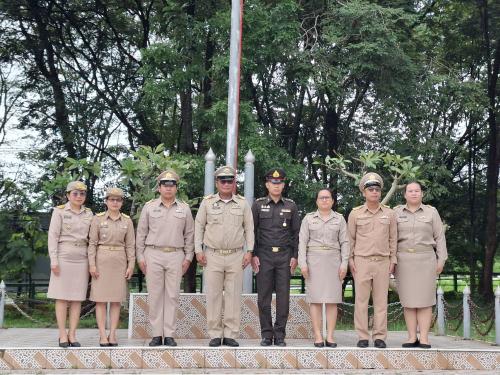สพอ.เทพสถิต : ร่วมกิจกรรมวันพระราชทานธงชาติไทย