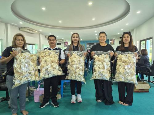 สพอ.เทพสถิต ร่วมโครงการฝึกอบรมกลุ่มอาชีพ หลักสูตรการทำดอกไม้จันทน์ ประจำปีงบประมาณ พ.ศ. 2570