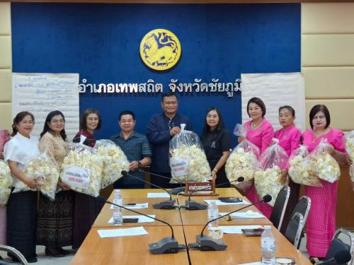 สพอ.เทพสถิต ร่วมรับมอบดอกไม้จันทน์ เพื่อน้อมสำนึกในพระมหากรุณาธิคุณพระพันปีหลวง